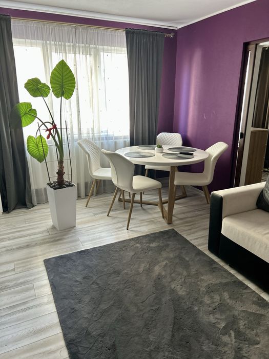 Vand Apartament 2 camere Moreni,Tineretului