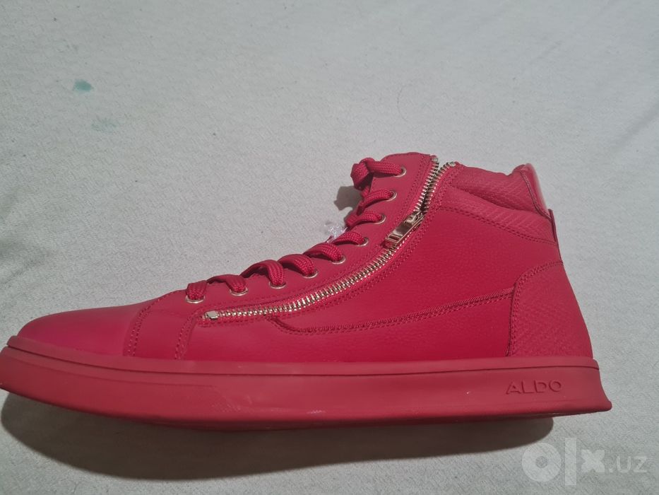 Продам кроссовки ALDO ORIGINAL