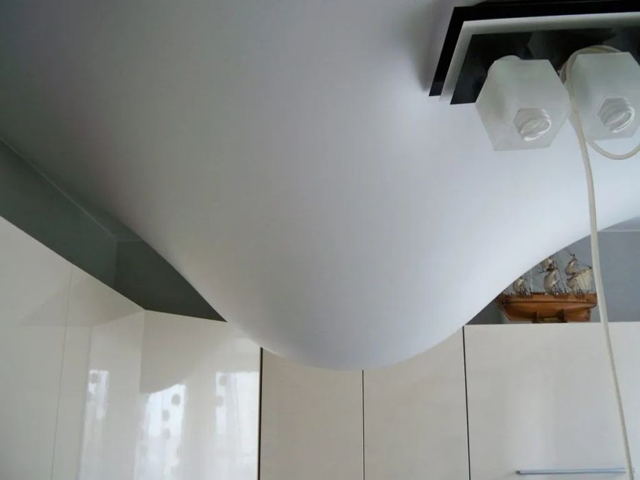 Ремонт и монтаж натяжных потолков