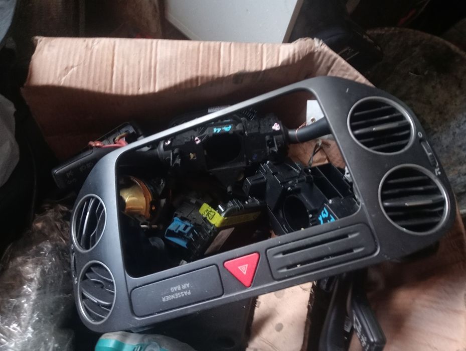 Grile centrale și laterale golf 5 plus