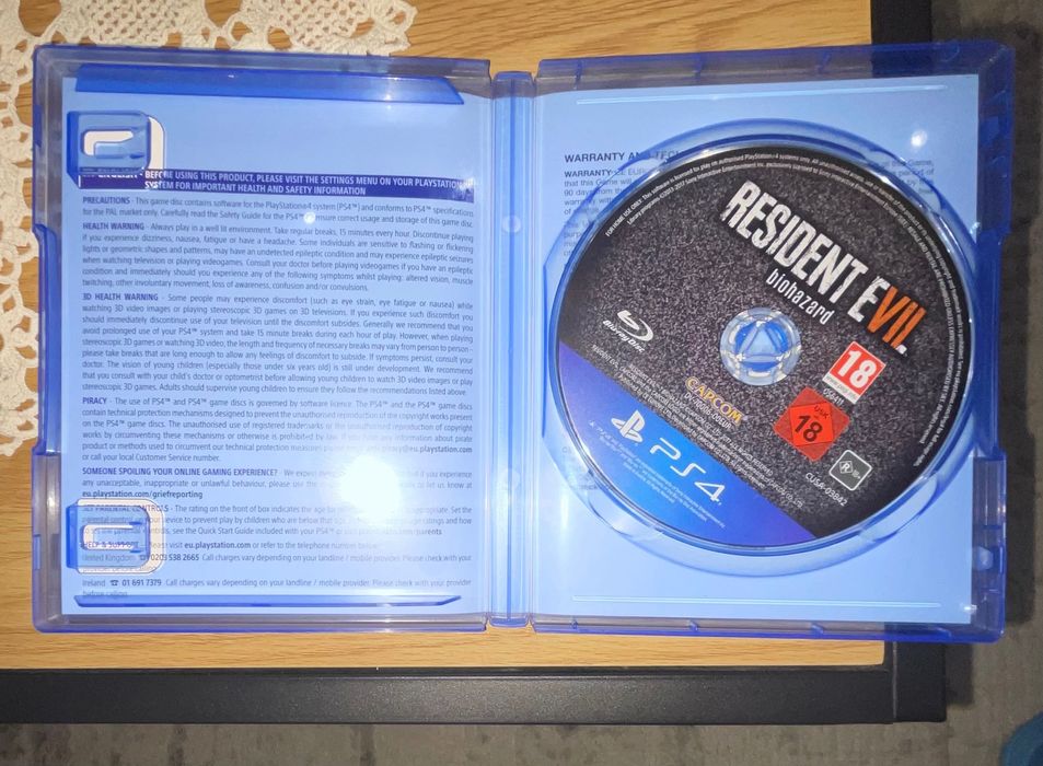 Resident Evil 7 Biohazard / Resident Evil 8 Village