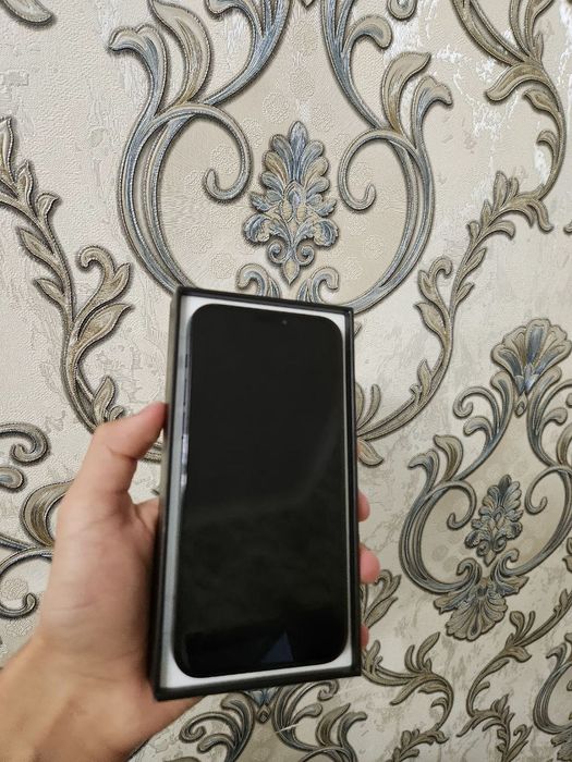 iphone 12 pro коробка имеется