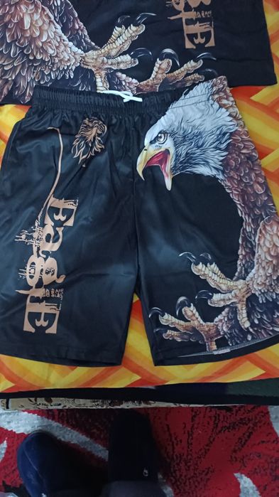 2 piese tricou+pantalon scurt cu imprimeu (XL(Noi la 100lei