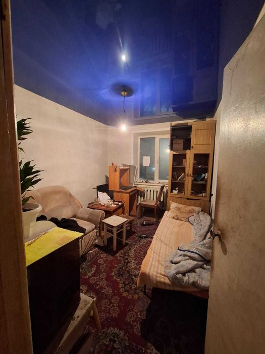 Продам 3х комн кв на 8мкр