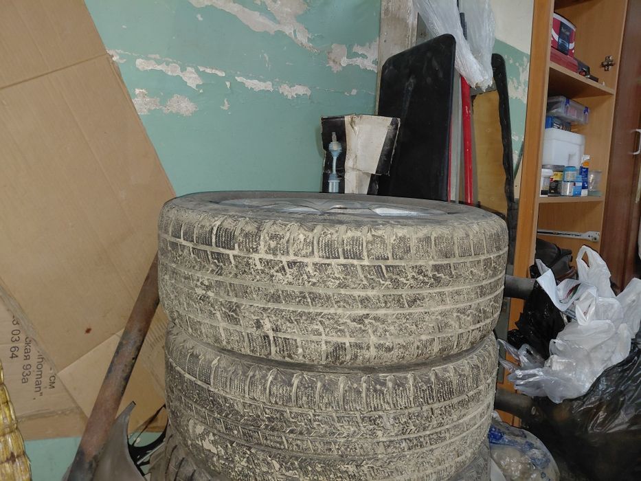 Продам диски с резиной