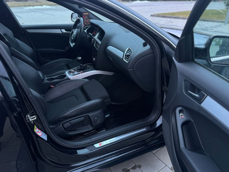 Vând Audi A4 B8.5 facelift  2013-10  S-line 
~ Euro5 ~ 2.0