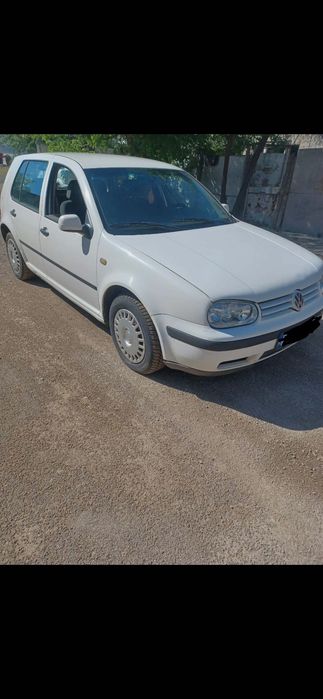 Golf 4 на части