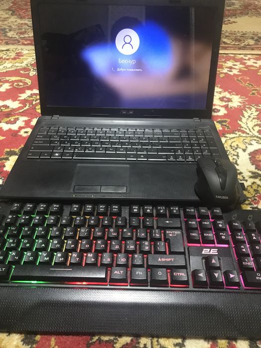 Ноутк асус обмен есть работает