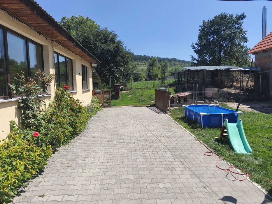Casa de vânzare Araci Vâlcele