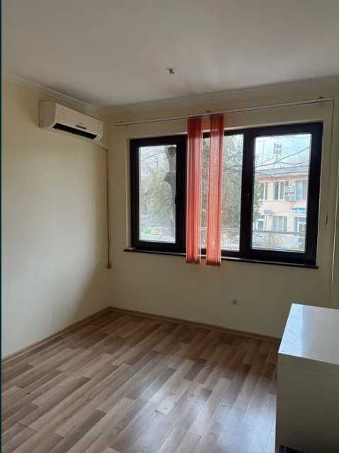 Малък Двустаен Апартамент, кв. Мараша