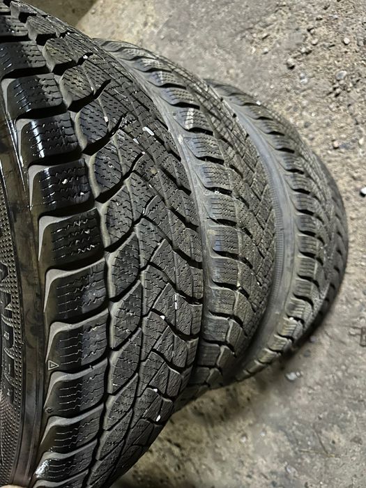 Зимний шина, R15