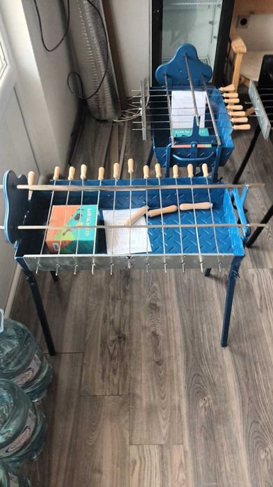 Барбекю скара с моторче малка за планината и морето