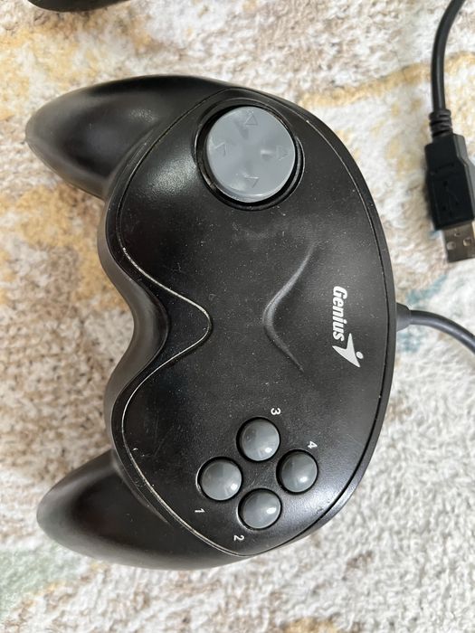 Джостик для PC Sega Genius MaxFire G-08XU