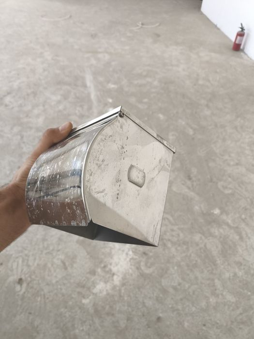 держатель туалетной бумаги / tualet qogoz usglaydigan /