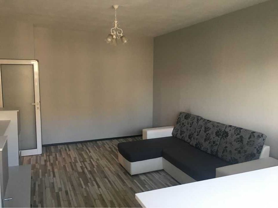 Двустаен апартамент в Левски Г