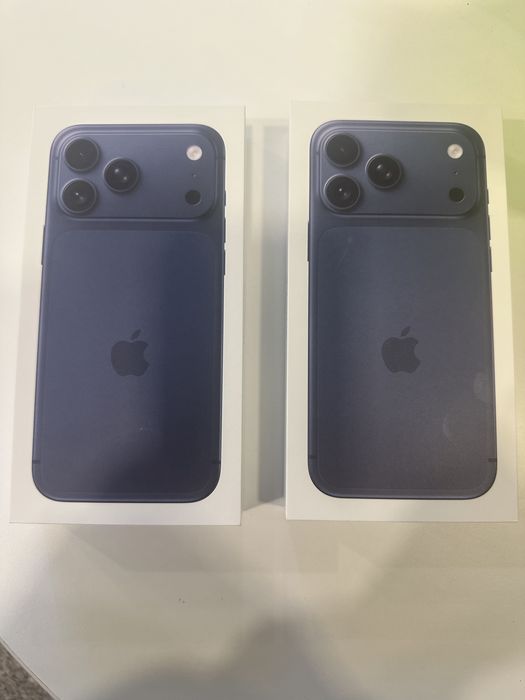 Айфон 18 нов  в гаранция 512 mg