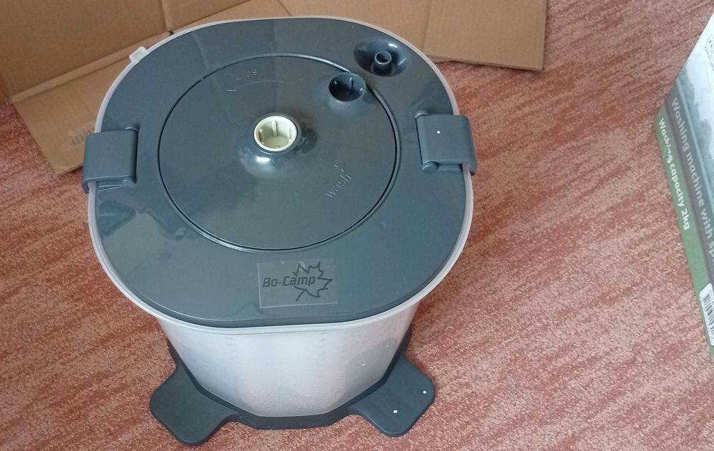 Masina de spalat rufe portabila camping cu centrifuga