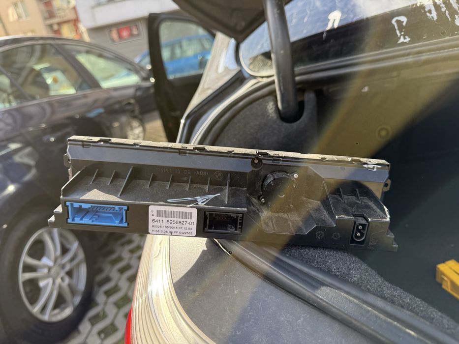 климатроник за BMW 5 Series E60 Sedan (2003-2010).