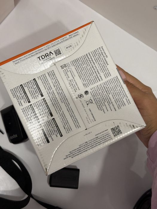 Камера SONY ZV-E10