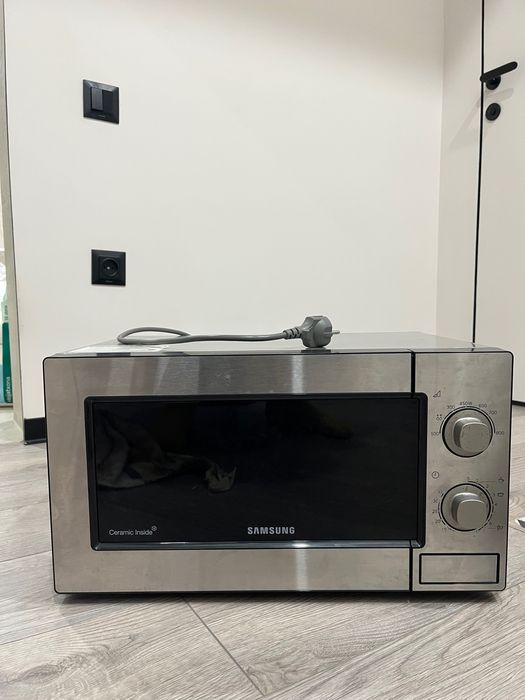 Продам микроволновую печь sansung