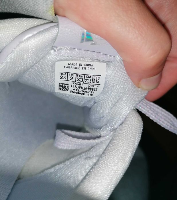 Adidasi Reebok nr 33 potriviți si pt 35 preț redus