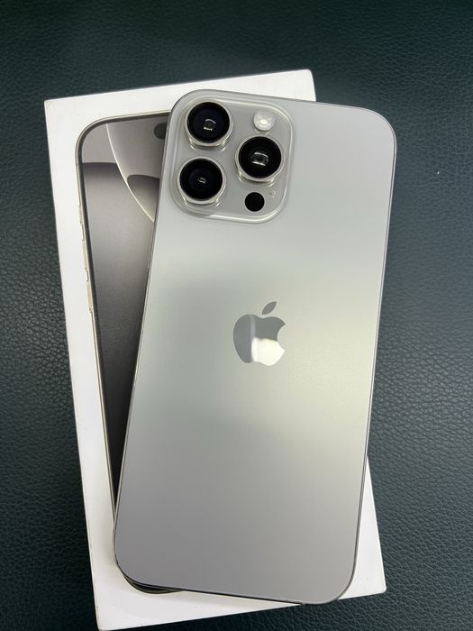 Продам iphone 16 pro max 256 natural titanium