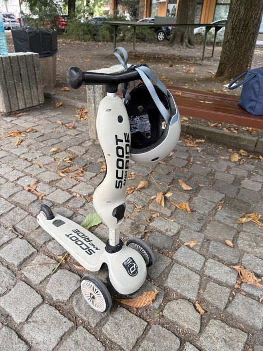 Скутер Scoot&Ride 2в1 с каска
