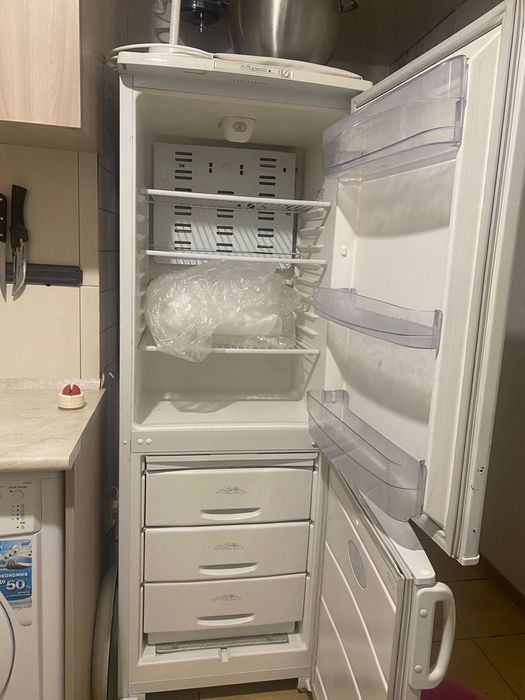 Продам холодильник