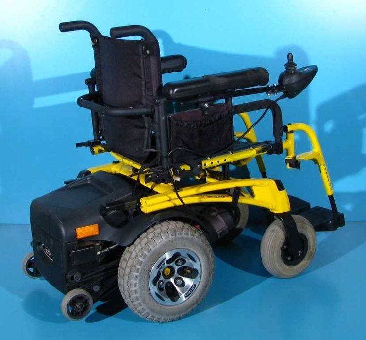 Carucior electric handicap Quickie