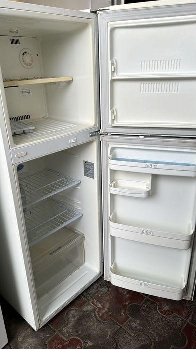 Холодильники по 40000