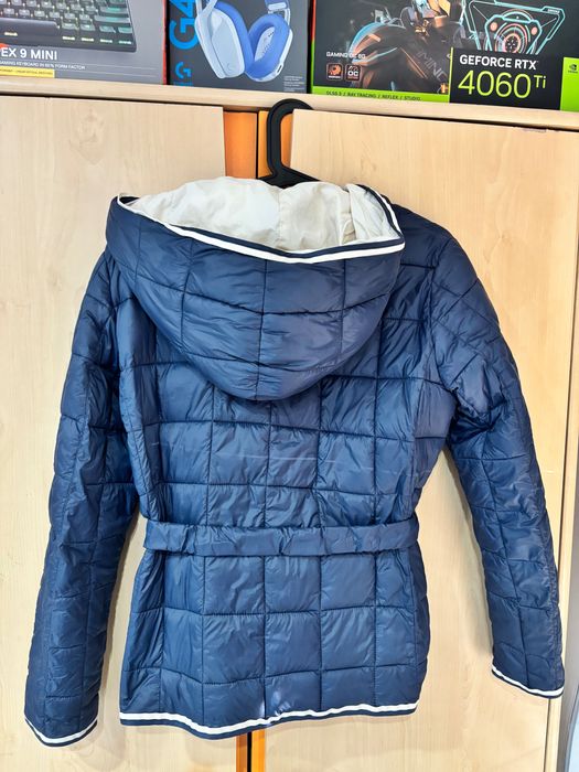 Пролетно яке L размер