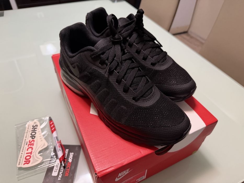 Nike Air max Invigor 43номер Нови