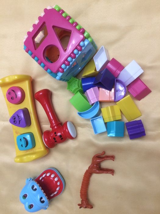 Продам разные игрушки