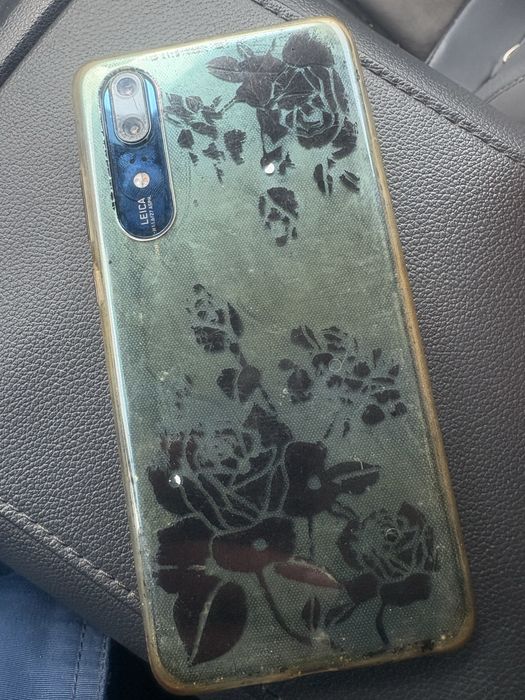 Huawei p20 в отличном состоянии