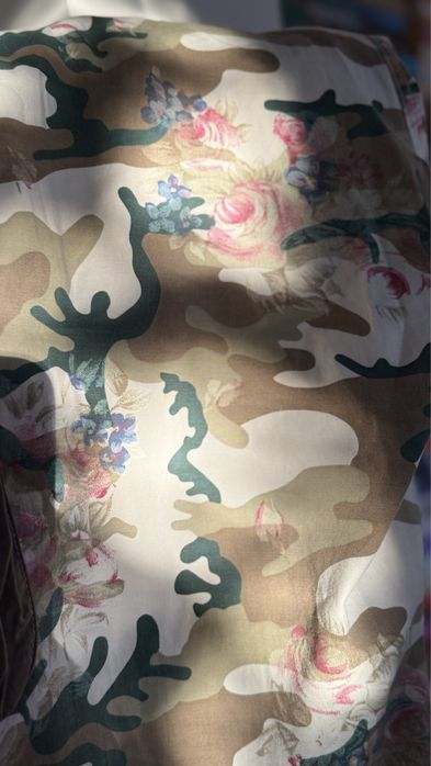 Pantaloni cargo camuflaj Mathilde
