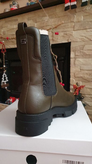 Botine/Ghete Guess Chelsea originale/ kaki, mărimea 38