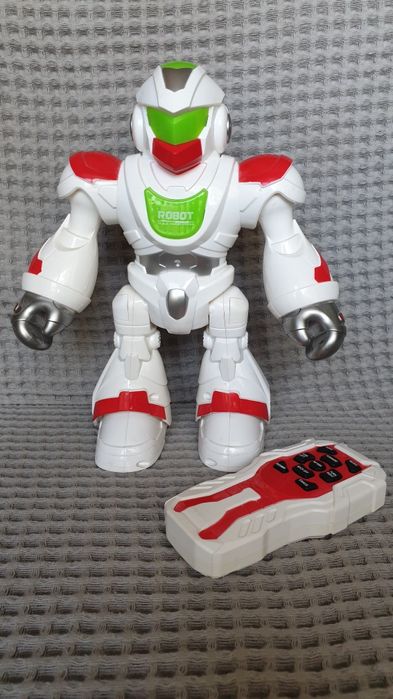 Робот на радиоуправлении