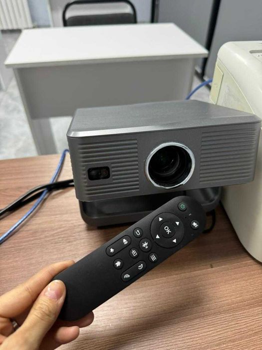 Проектор видео проектор