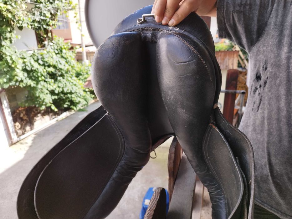 Продавам оригинални седла за коне и аксесоари - внос от Англия!