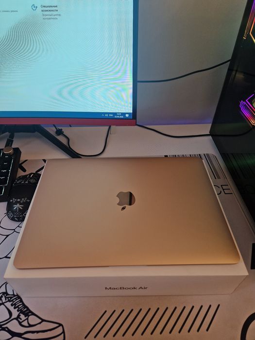 Продам MacBook Air M1
