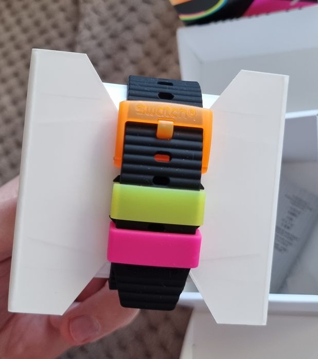 Swatch neon seppia 47mm chronograph nou!
