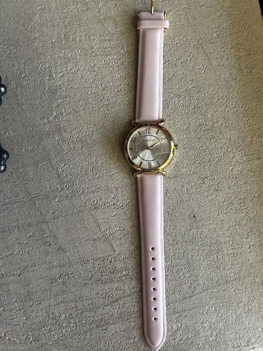 Продам часы женские