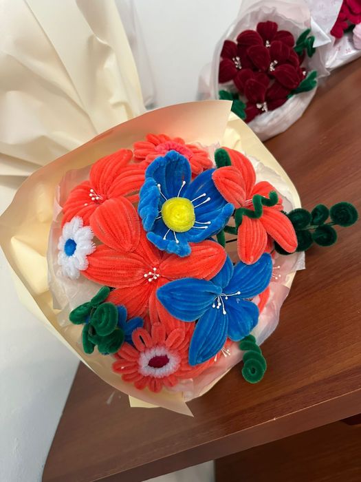 Букет  из синельной проволки