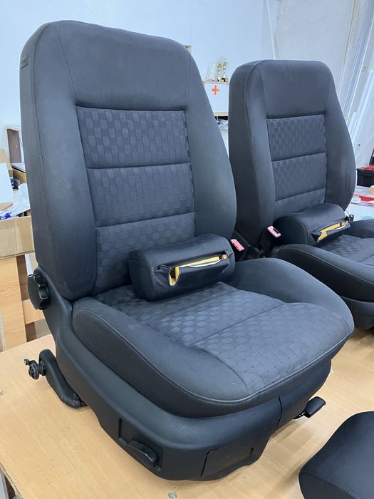 Седалки / салон за ауди а6 ц5 седан