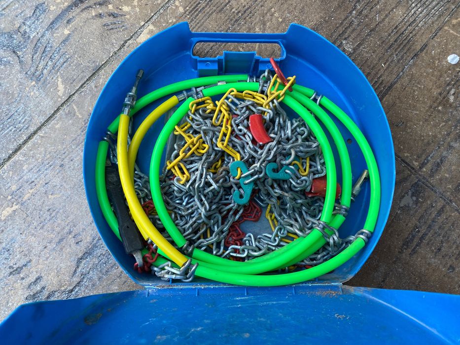 Предложете цена за Вериги за сняг неползвани