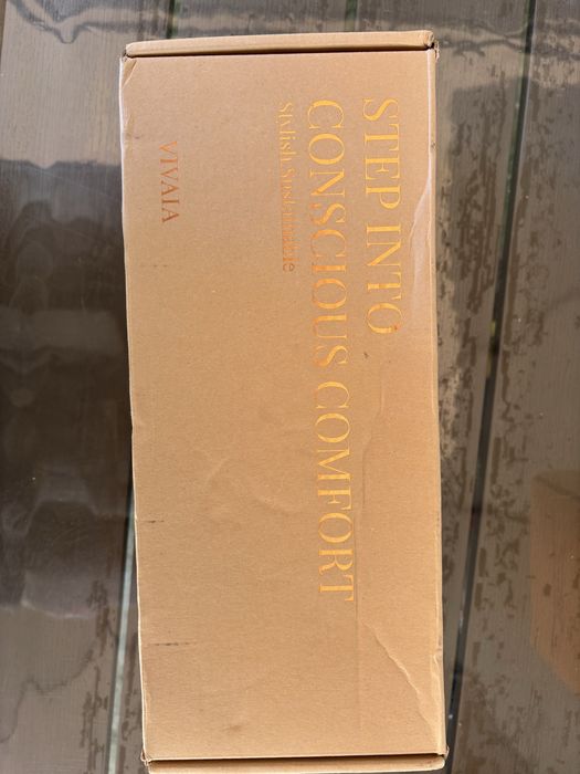 Обувки с остър връх  на ток VIVAIA