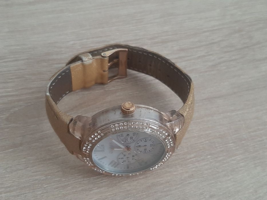 Ceas GUESS Original W0142L1 Crystal Rose Gold – Multifuncțional