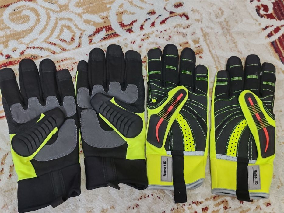 Противоударные перчатки