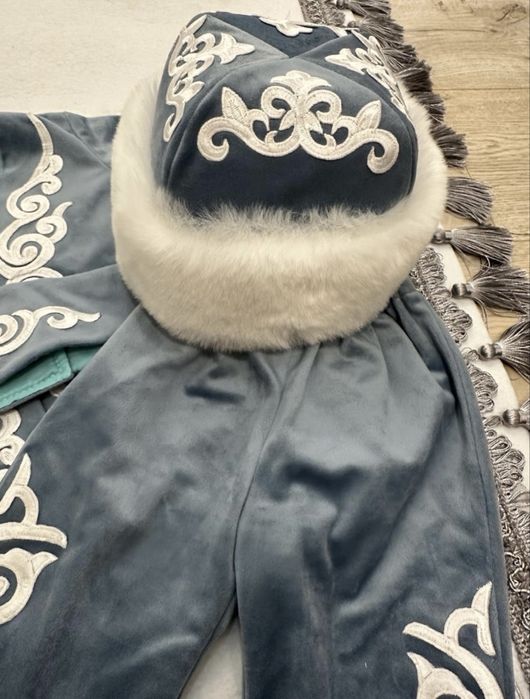 Тусаукесер. Ақ жол. Дорожка+Костюм+Пинетки