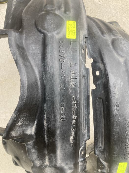Подкалник/подкалници ляв и десен за тойота рав4/toyota rav4 00-05г